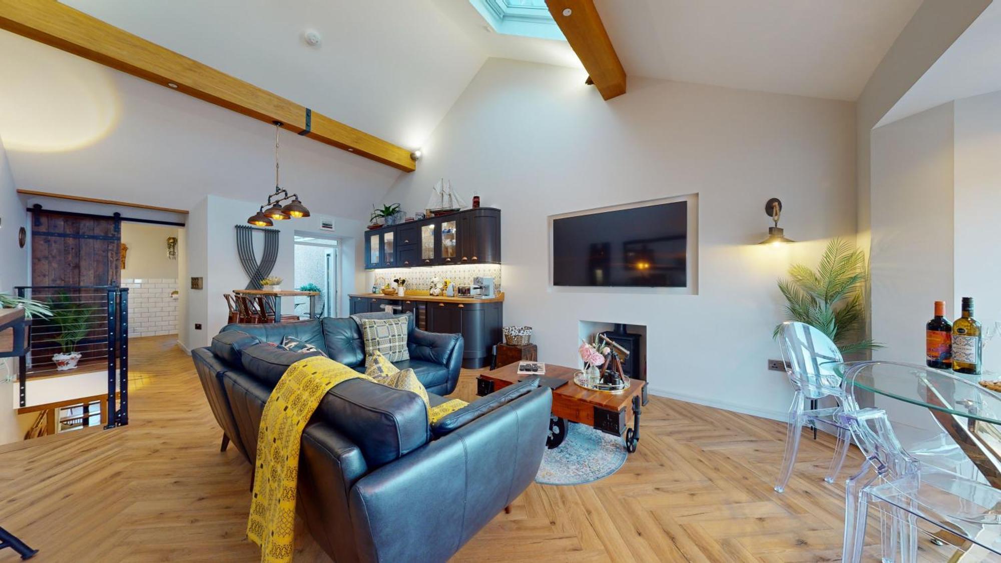 Mumbles & Stunning Ocean Views - Sleeps 4